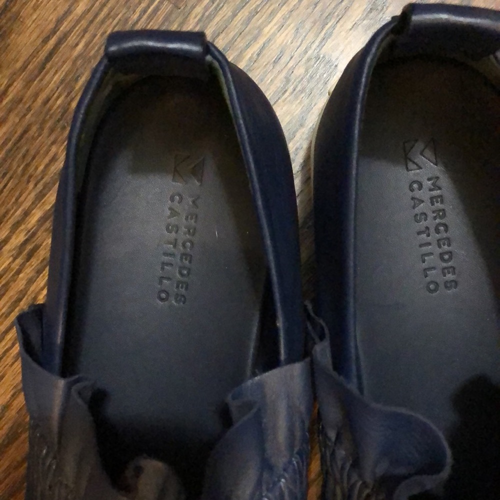 MERCEDES CASTILLO navy ruffle slip on Antoinette-size US7 /37 EU - Picture 6 of 10
